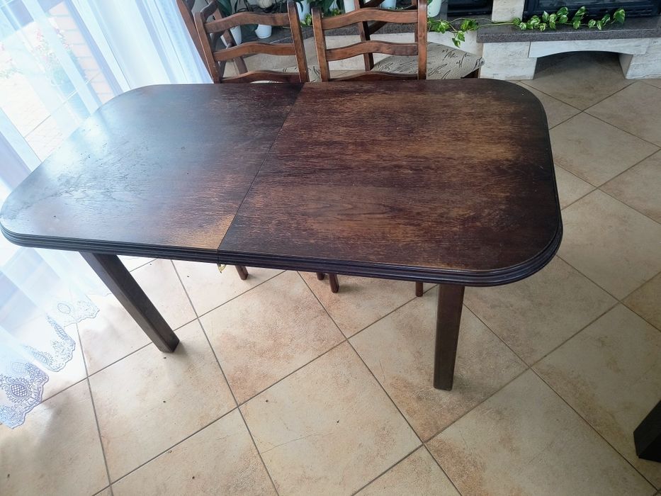 Stół kuchenny i krzesla