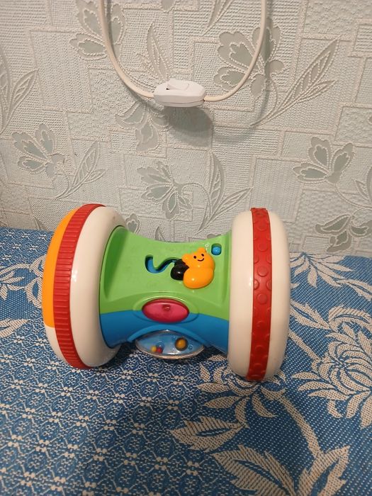 Продам інтерактивну іграшку