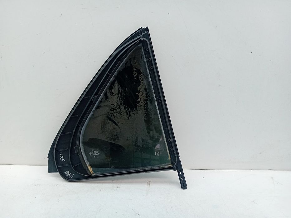Vidro triangular da porta trás esquerdo MERCEDES-BENZ GLE (V167)