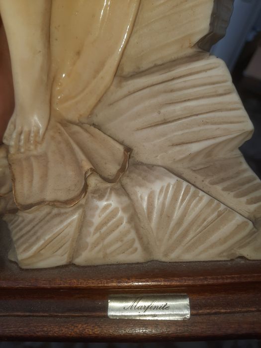 Estatua de Marfinite Autêntica