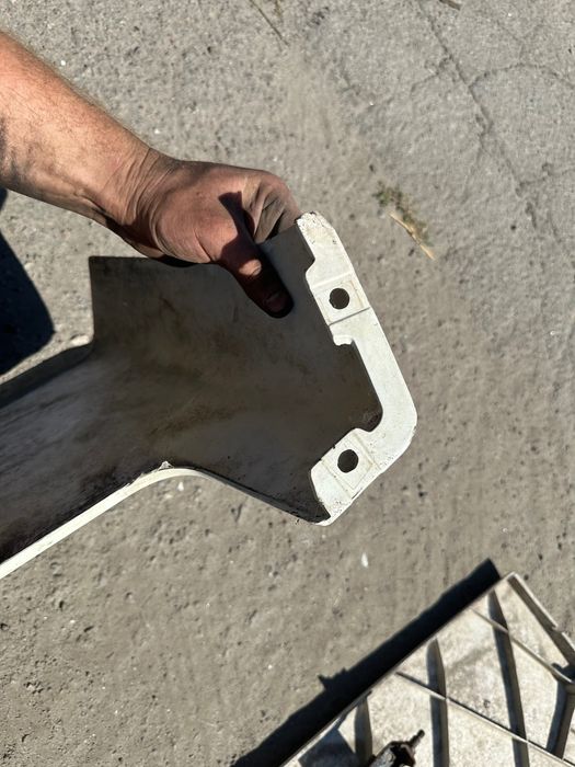 Спойлера кабины Вольво fh12