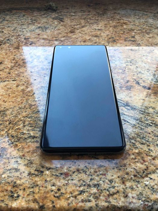 Sprzedam Huawei P40 Pro w dobrym stanie wizualnym i technicznym
