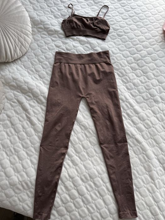 Топ і лосини для вагітних