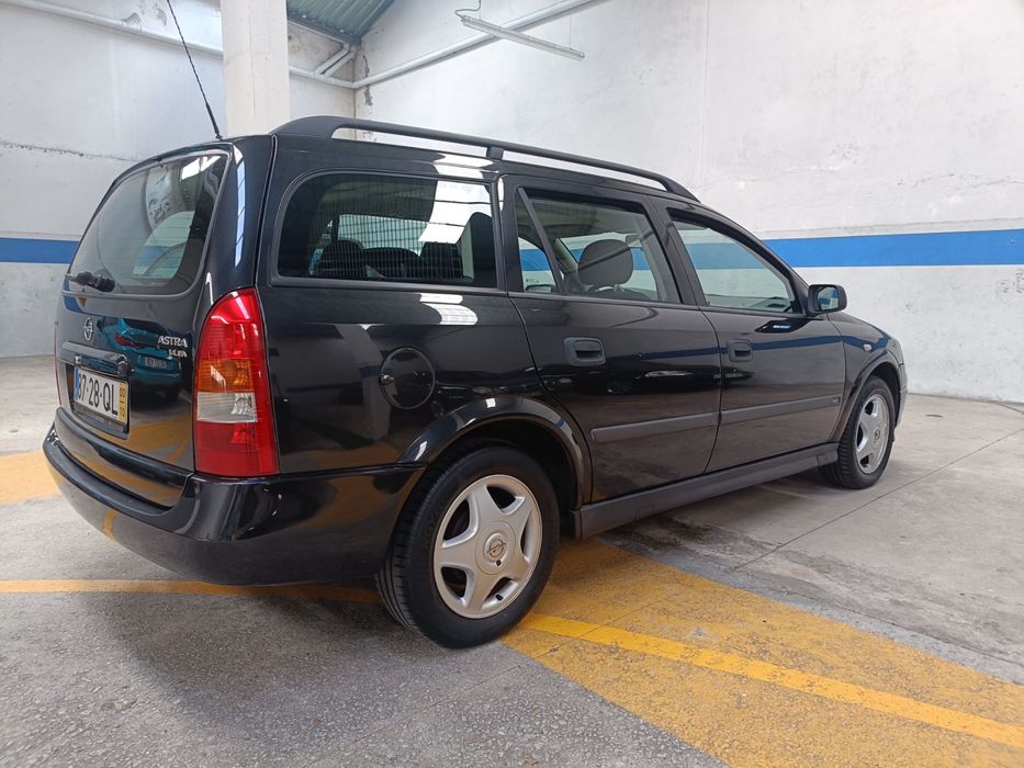 Vendo carrinha opel astra para pecas ou para quem quiser reparar