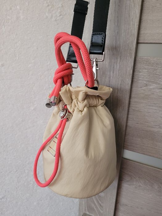 Сумочка Tommy Hilfiger