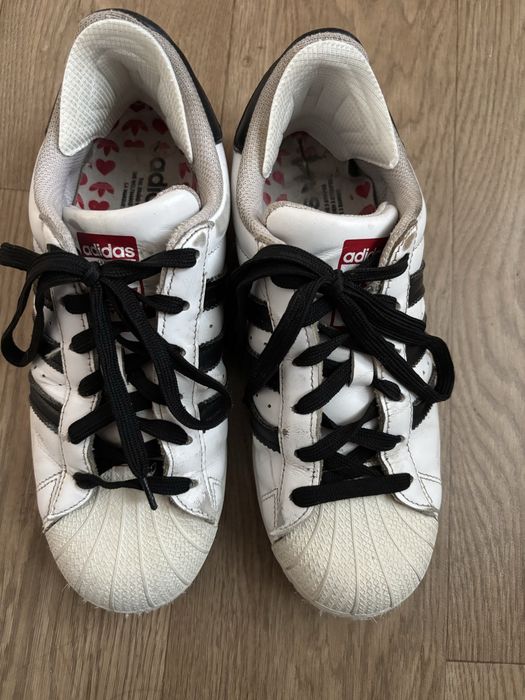 Adidas superstar