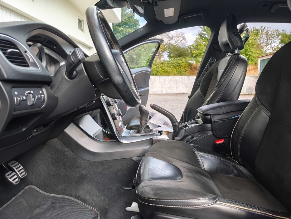 Volvo V40 R-Design nacional