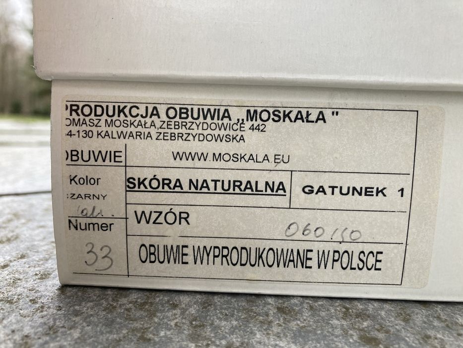 Buty pantofle komunijne dla chłopca rozm. 33