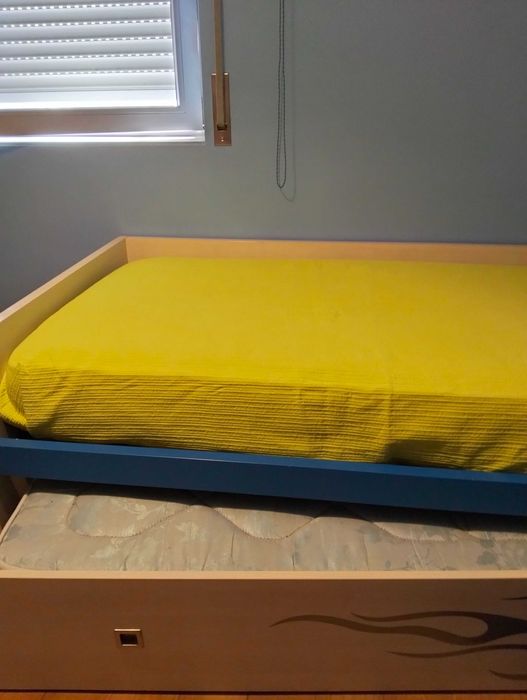 Cama de gavetão o