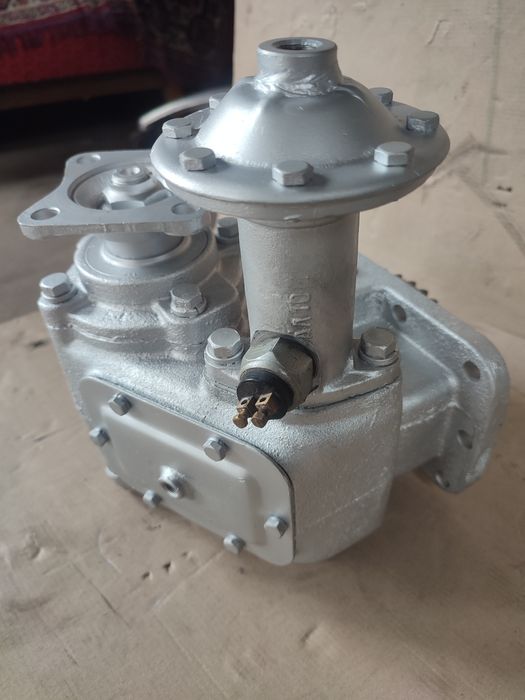 Коробка отбора мощности на раздатку Камаз 4310 ЗИЛ 131 и запчасти КОМУ