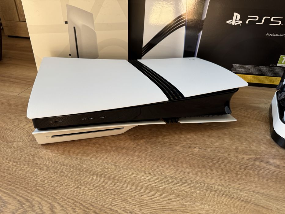 PlayStation 5 Pro  Napęd   dualSense Edge
