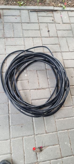 Kabel do ziemi 2.5