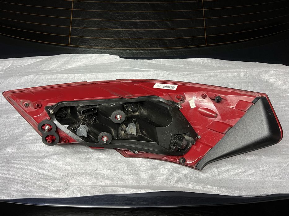 Farol trás Opel Insignia carrinha