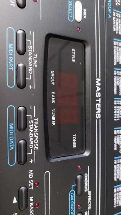 Keyboard Roland E 36