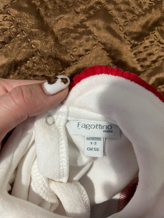 Сукня та пінетки на дівчинку розмір 0-3 міс