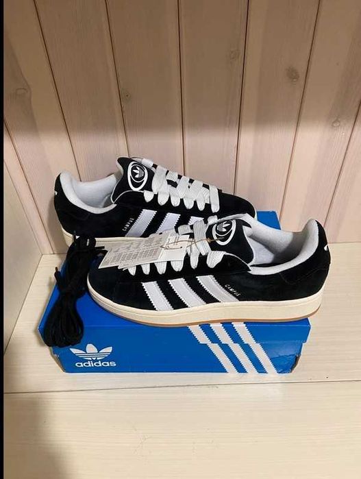 Korn_adidas_originals_CAMPUS_00s Czarny R.36