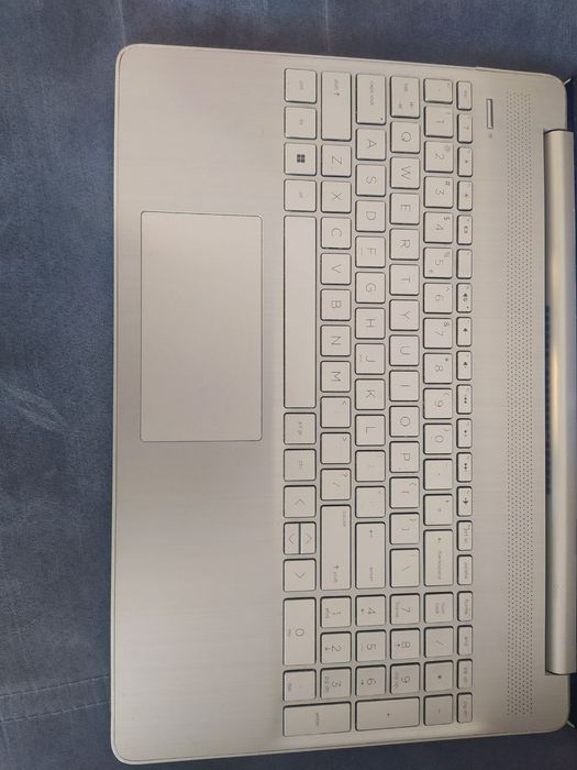 Laptop HP 15s-eq2xxx