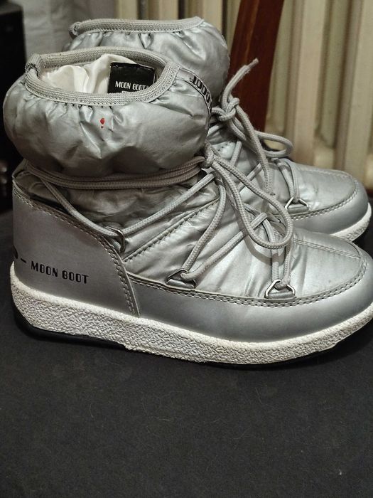Дитячі зимові чобітки Moon Boot Original  EU 32