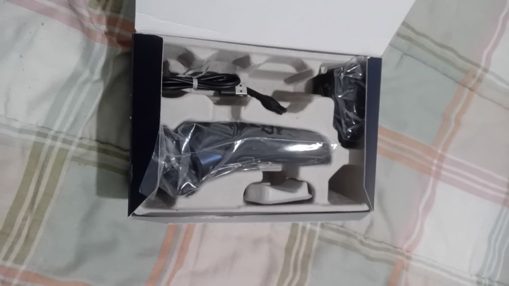 Maquina Barbear nova