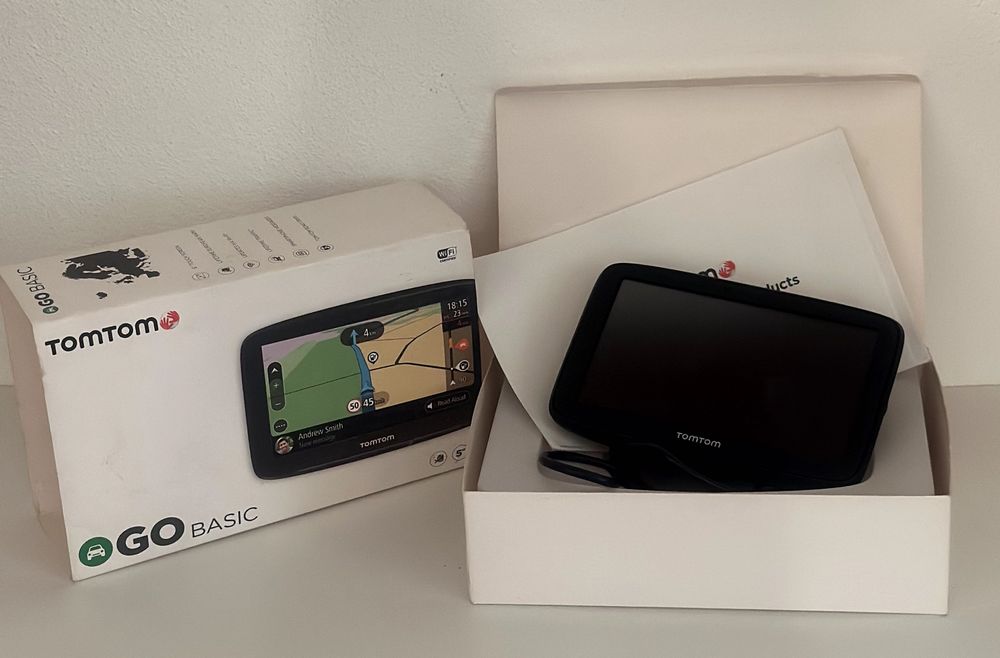 TomTom GO Basic GPS Europa Completo | Caixa Original | Excelente Estado