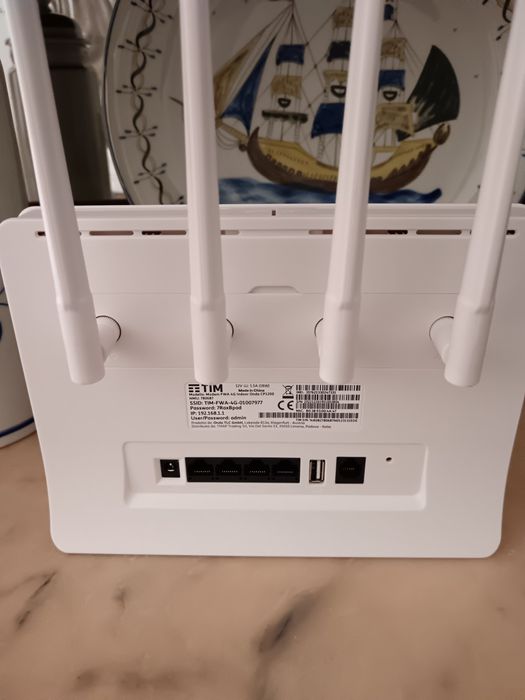 Router TCL Onda de 4 Bandas