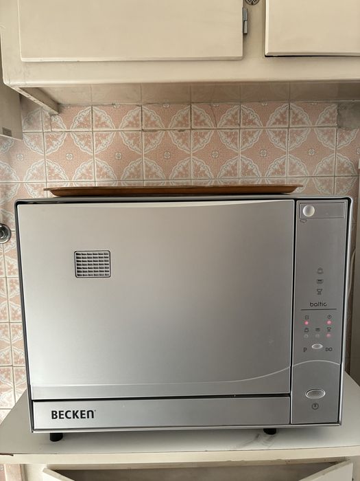 Maquina de Lavar Loiça de Bancada