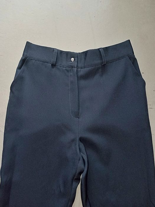 Жіночі класичні брюки