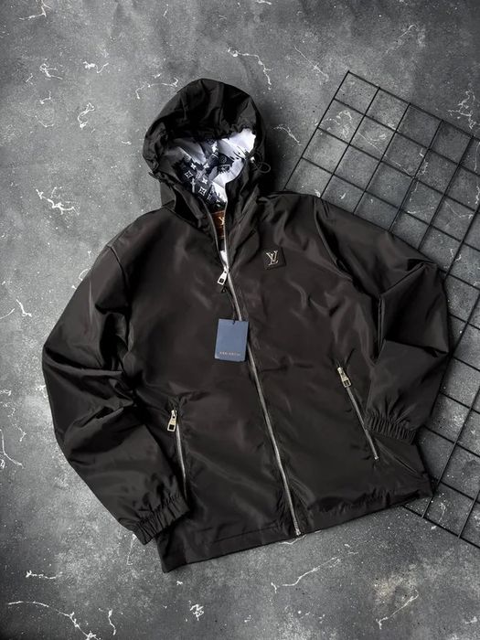 Вітровки LV,Stone Island моделі