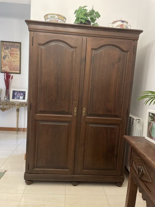 Mobilia de quarto solteito “antiga”: conjunto ou à peça - Baixa preço