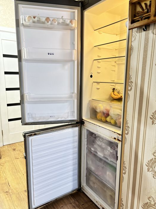 Холодильник whirlpool