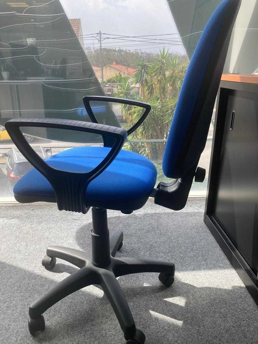 Cadeiras de Escritório (Operacionais) – Várias Disponíveis | Preço Baixo