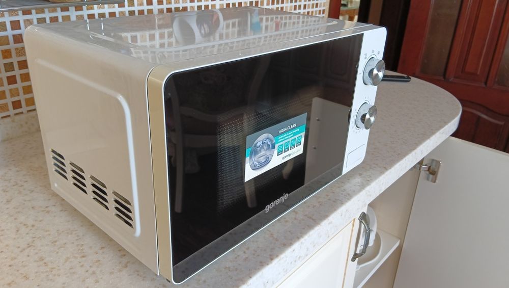Микроволновка "Gorenje"