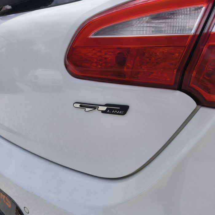 Kia Ceed 1.6crdi 136cv