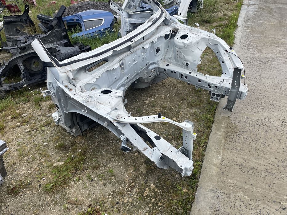 Ланжерони передні toyota Rav4 2019-2023 панель установочна