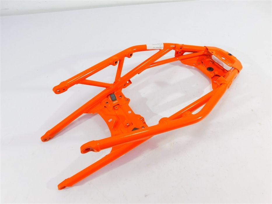STELAŻ TYŁ TYLNI KTM DUKE 125 17-22 93003002000KC