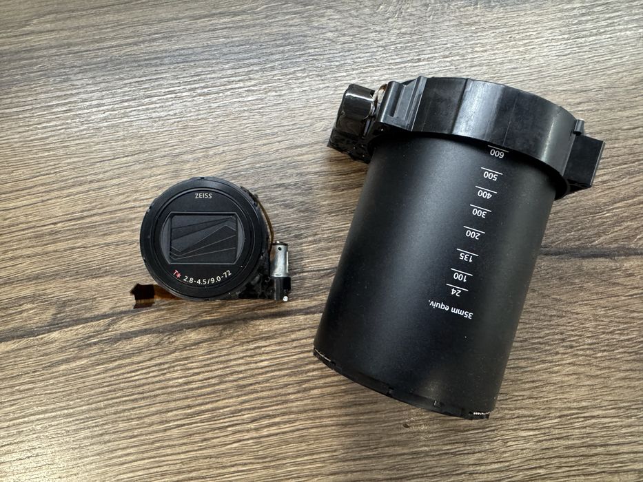 Обʼєктиви від камер Sony rx100 mark5 і Sony rx10