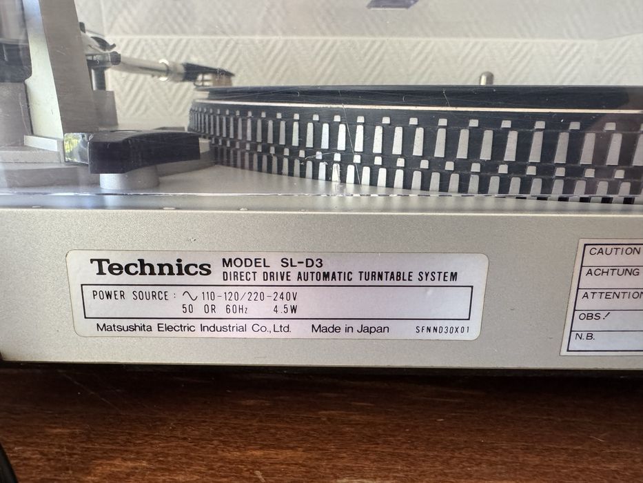 Gramofon Technics SL-D3