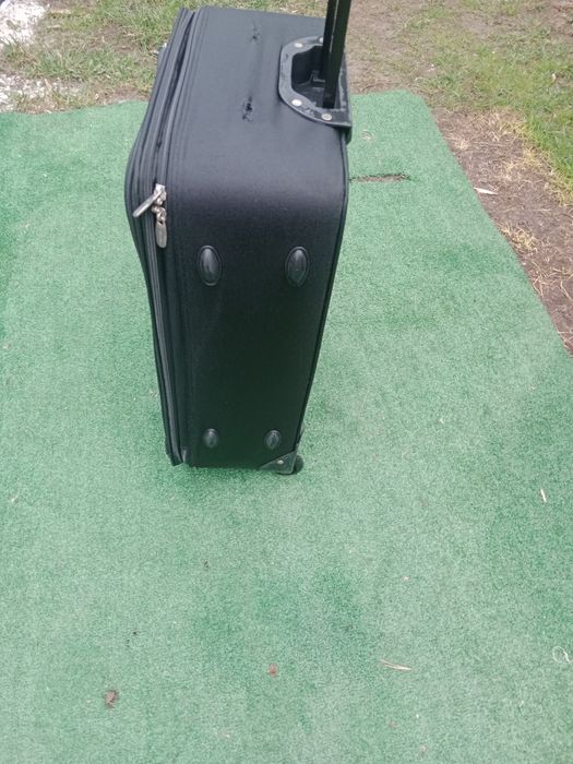 Walizka podróżna 64x44x23