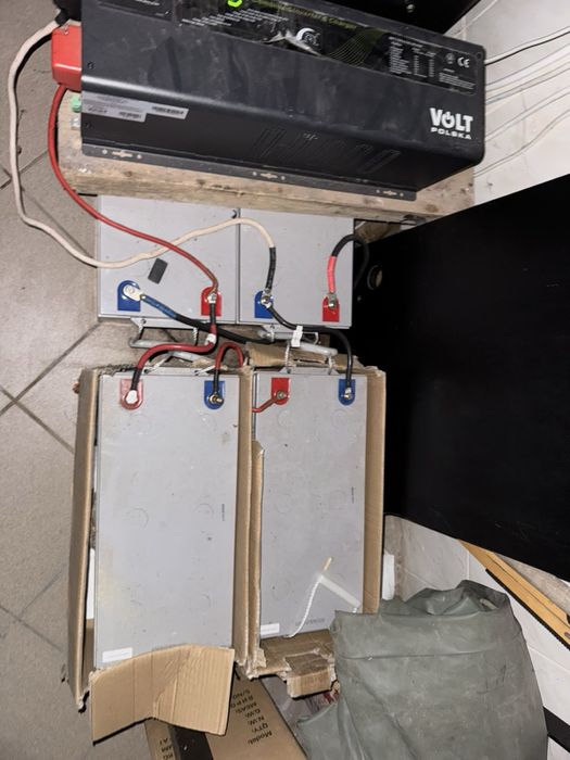 Комплект: безперебійник volt+4 гелієві акумулятори по 6 кВт кожен