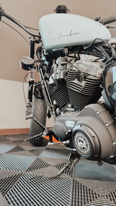 Harley Davidson 48 « Forty Eight » XL1200X — 2010 18.500 km