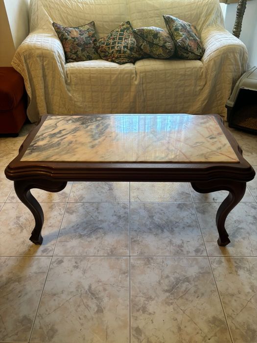 Mesa  com pedra mármore