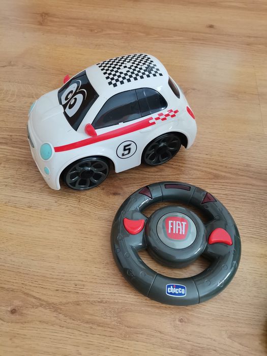 Carro e Robot Telecomandado Chico