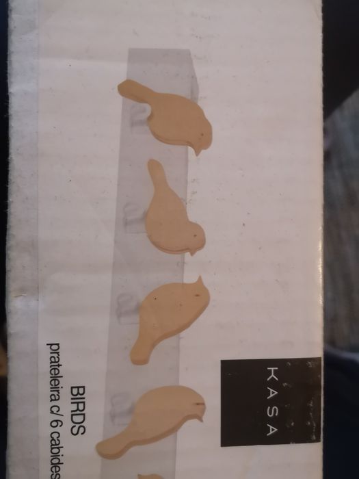 Cabide com Prateleira