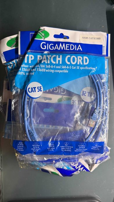 1-Meter Cat 5E Network Cables64751796760961120