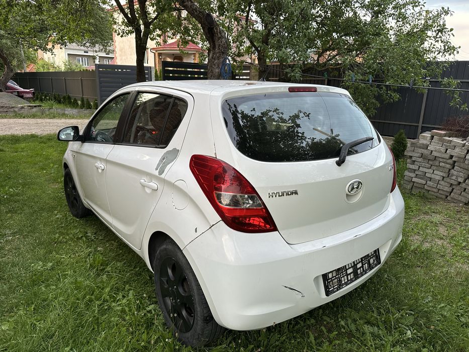 Hyundai i20 PB  2010 1 покоління 1.4 crdi розбірка