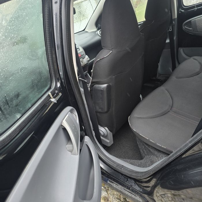 Citroën C1  (motorização toyota)