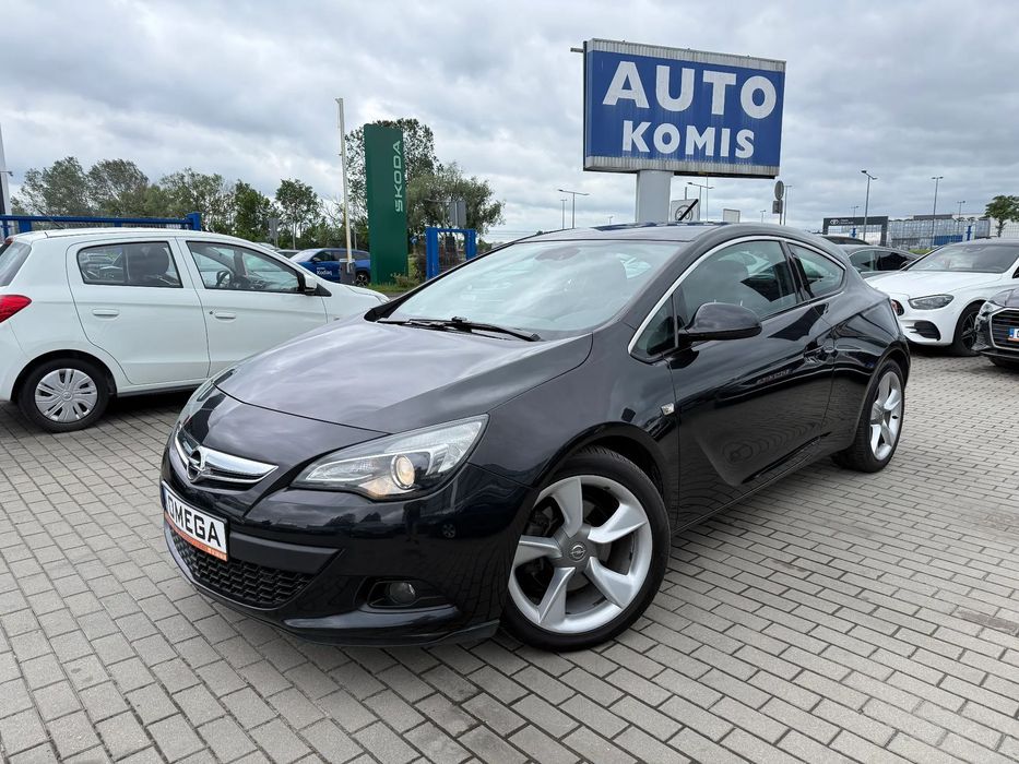 Opel Astra Navi Parktronic Climatronic Tempomat Bluetooth