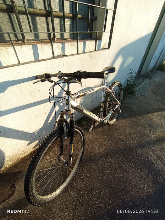 Bicicleta team F 100