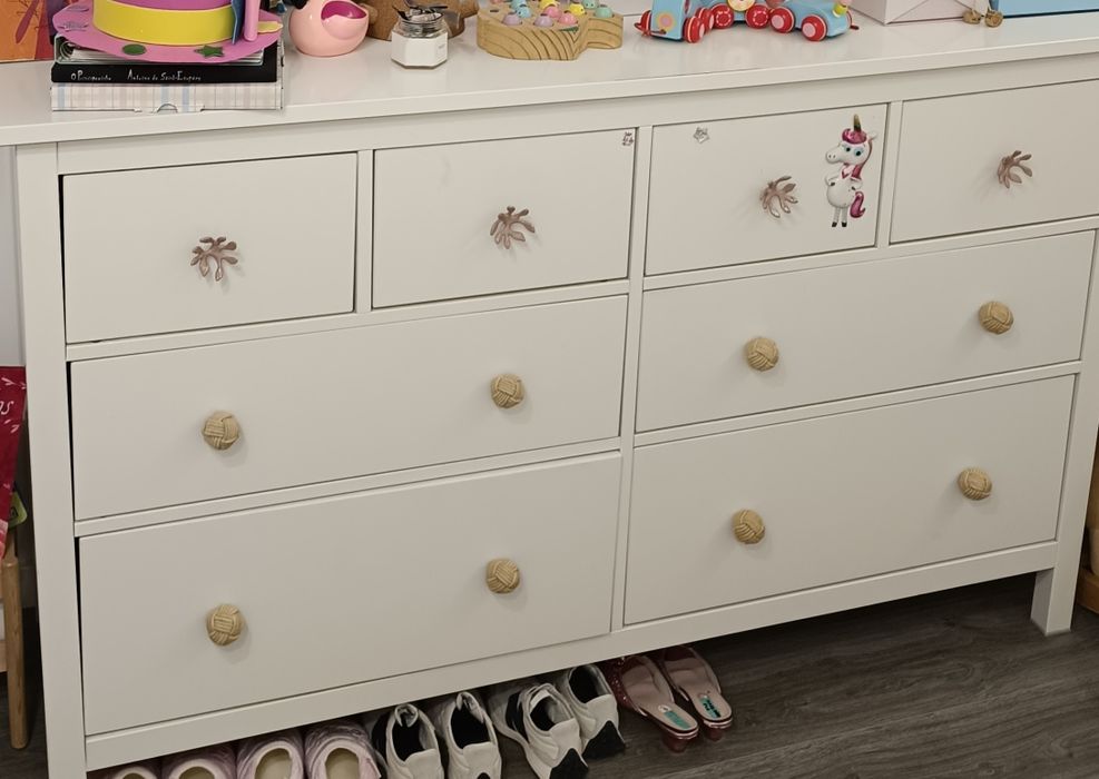 Ikea cama e cómoda HEMNES