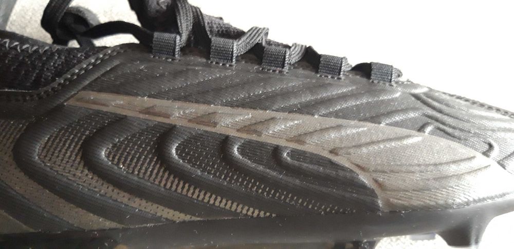 Chuteiras de futebol PUMA - Artigo NOVO.